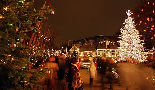 Weihnachten in Kopenhagen: Tivoli und Weihnachtsmarkt flickr @roblisameehan